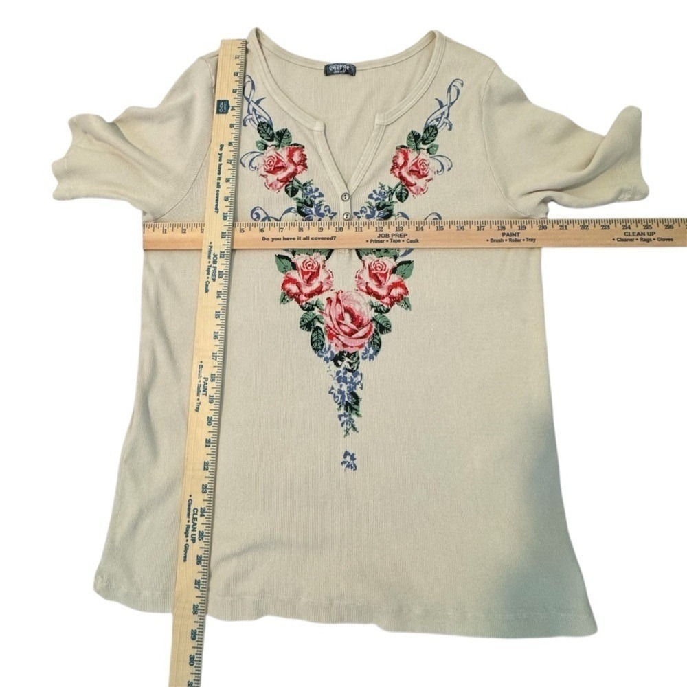 Energie World Wear Y2K Floral Ribbed Henley Top Cream 1X - Picture 5 of 5